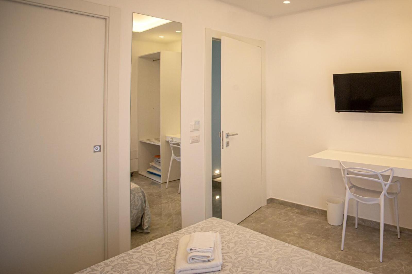 Forever Luxury Rooms Castellammare di Stabia Exterior photo