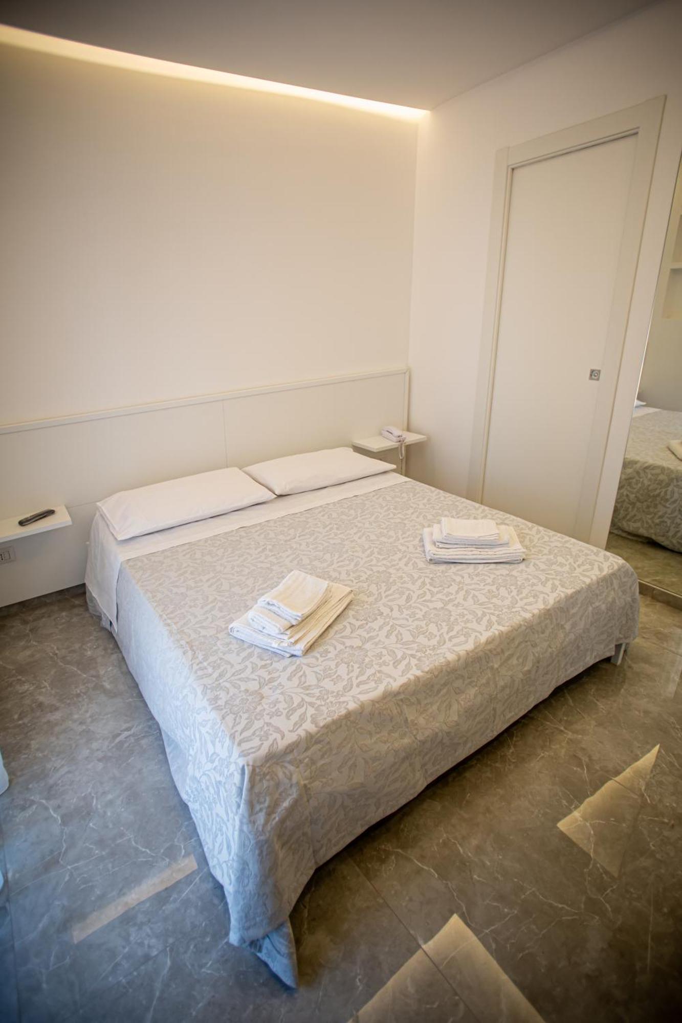 Forever Luxury Rooms Castellammare di Stabia Exterior photo