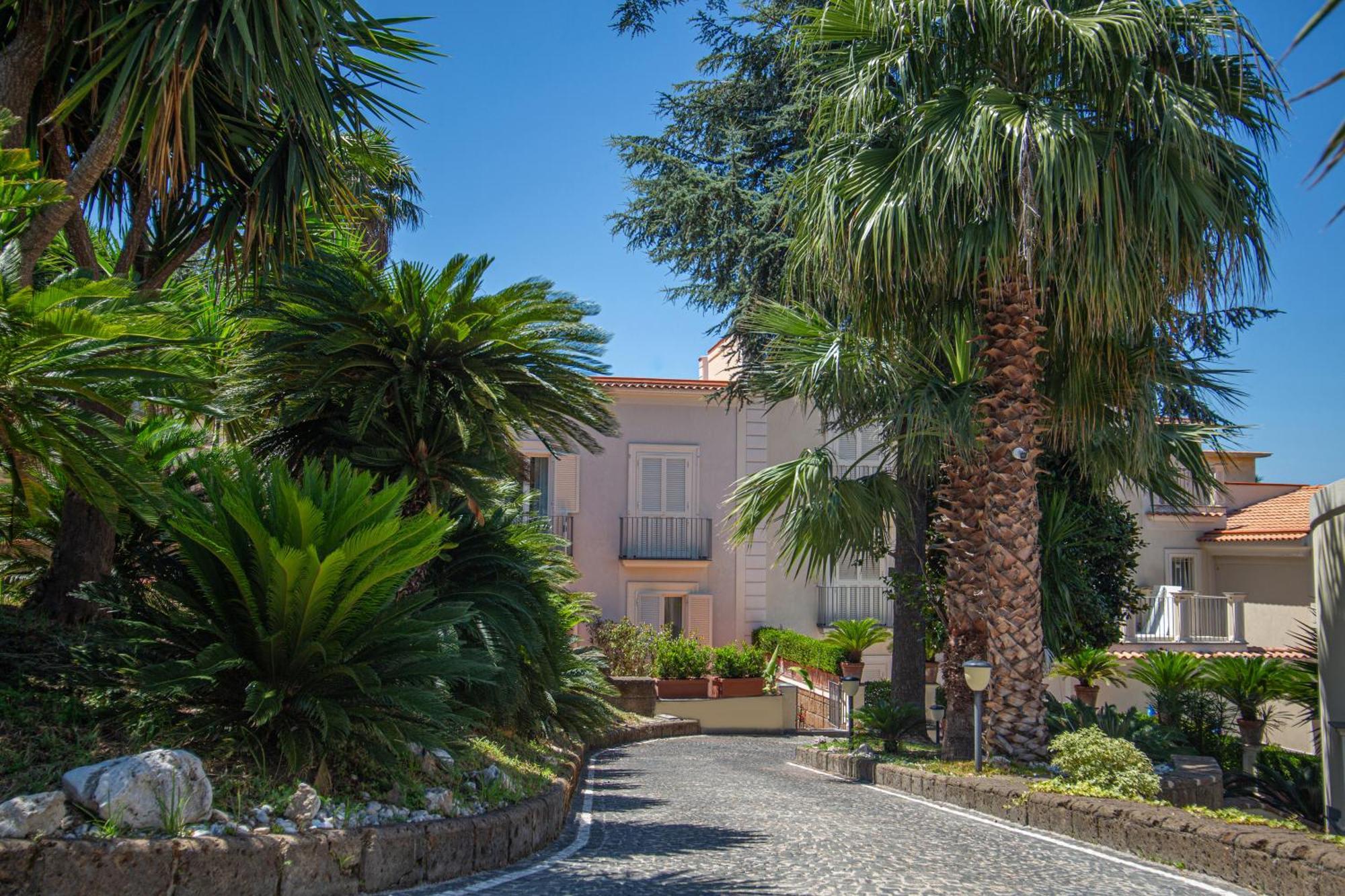 Forever Luxury Rooms Castellammare di Stabia Exterior photo