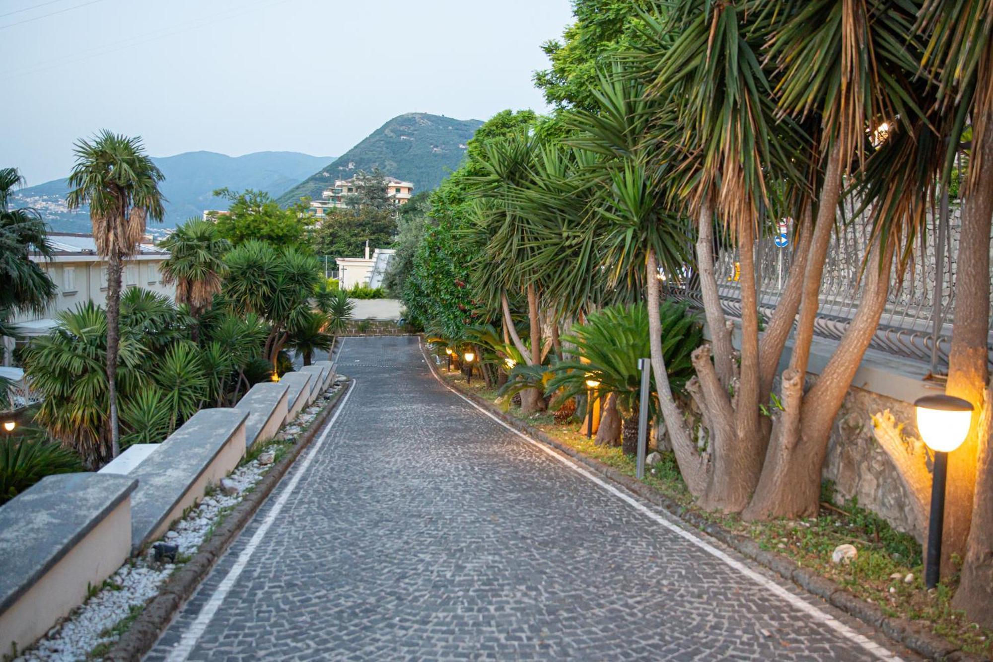 Forever Luxury Rooms Castellammare di Stabia Exterior photo